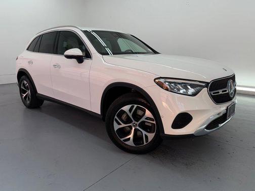 2025 Mercedes-Benz GLC 350e Base