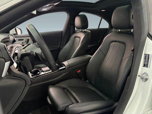 2022 Mercedes-Benz CLA 250 Base