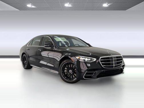 Obsidian Black Metallic 2026 Mercedes-Benz S-Class 4MATIC
