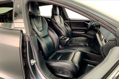 2017 Tesla Model S 90D