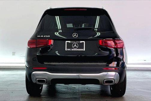 2025 Mercedes-Benz GLB 250 Base