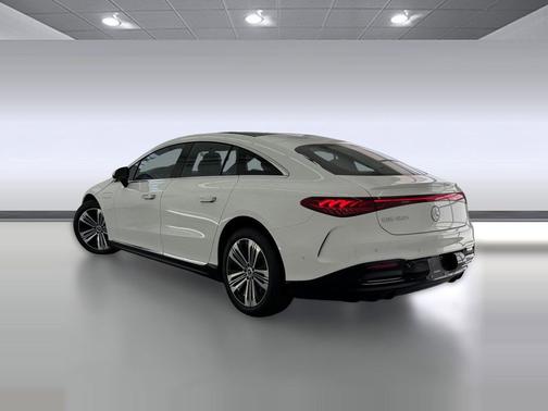 Polar White 2026 Mercedes-Benz EQS 450 4MATIC