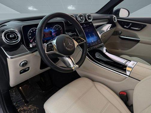 2023 Mercedes-Benz GLC 300 4MATIC