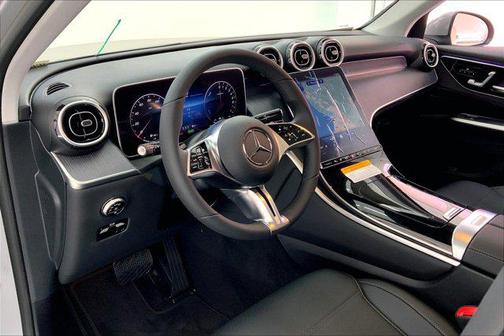 2025 Mercedes-Benz GLC 350e Base