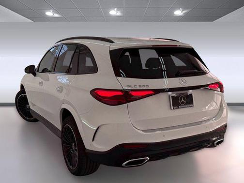 2026 Mercedes-Benz GLC 300 Base