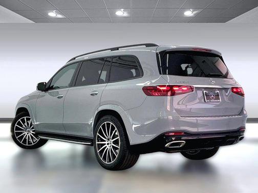 2025 Mercedes-Benz GLS 580 4MATIC