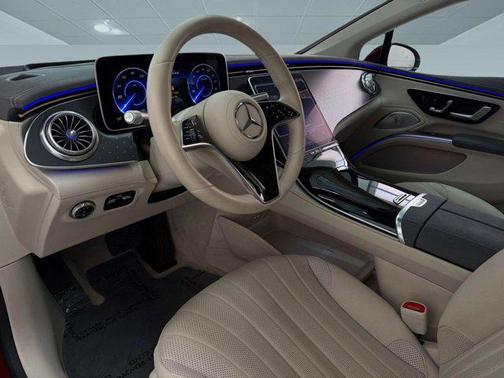 MANUFAKTUR Cardinal Red Metallic 2023 Mercedes-Benz EQS 450 4MATIC