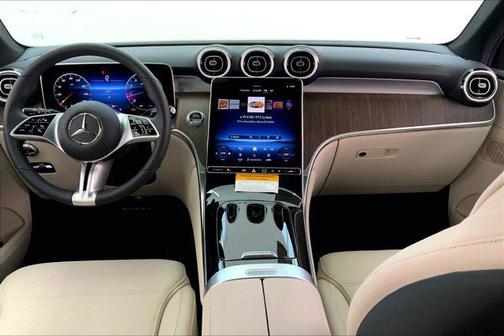 2025 Mercedes-Benz GLC 300 Base