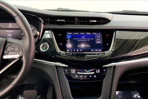 2022 Cadillac XT6 Premium Luxury FWD