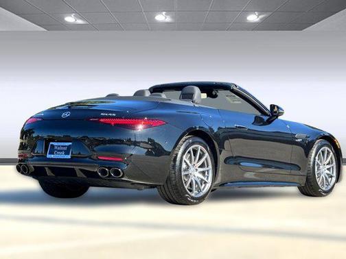 2025 Mercedes-Benz AMG SL 43 Base