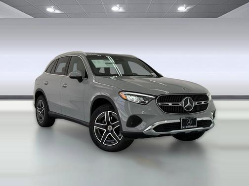 MANUFAKTUR Alpine Grey 2026 Mercedes-Benz GLC 300 Base