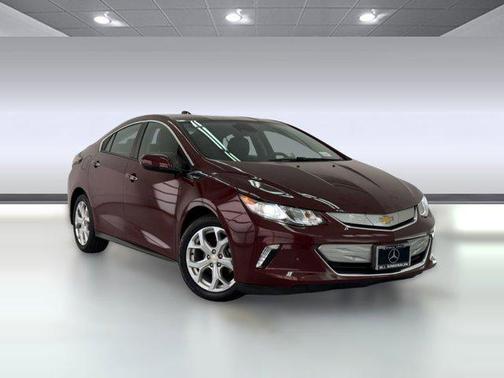 Siren Red Tintcoat 2017 Chevrolet Volt Premier