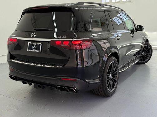 2026 Mercedes-Benz AMG GLS 63 Base