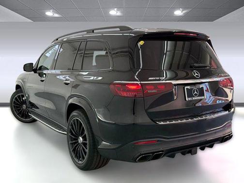 2026 Mercedes-Benz AMG GLS 63 Base