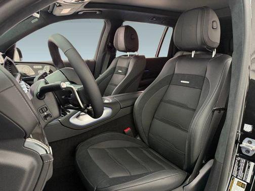 2026 Mercedes-Benz AMG GLS 63 Base