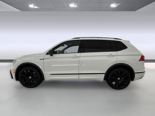 Pure White 2020 Volkswagen Tiguan 2.0T SE R-Line Black