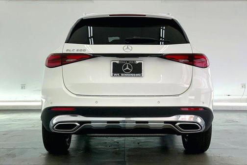 2025 Mercedes-Benz GLC 300 Base