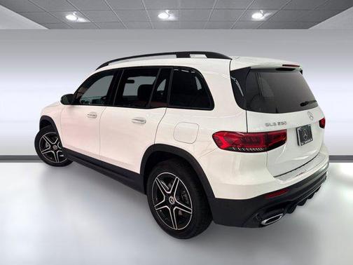 2022 Mercedes-Benz GLB 250 Base