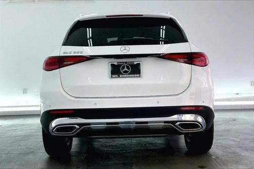 2025 Mercedes-Benz GLC 300 Base