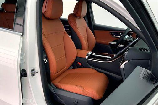 2025 Mercedes-Benz GLC 300 Base