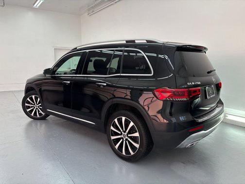 2022 Mercedes-Benz GLB 250 Base