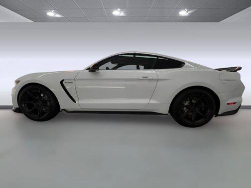 2018 Ford Shelby GT350 Base