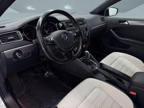 2016 Volkswagen Jetta 1.8T Sport