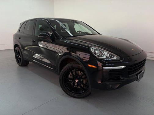 2016 Porsche Cayenne Cayenne