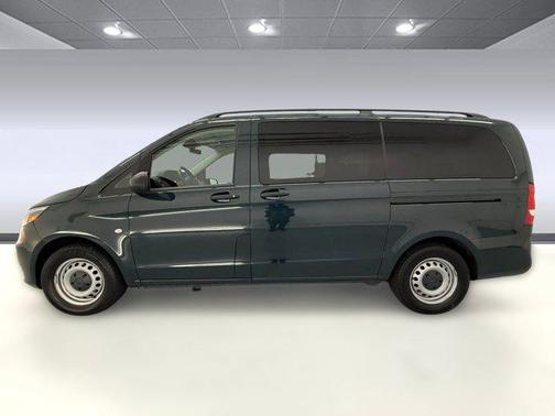 2023 Mercedes-Benz Metris Base