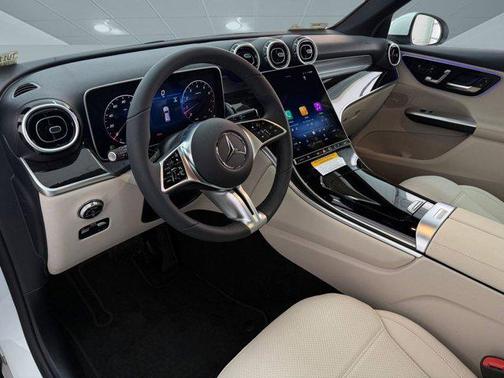 2026 Mercedes-Benz GLC 300 Base