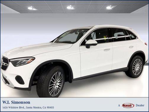2025 Mercedes-Benz GLC 300 Base