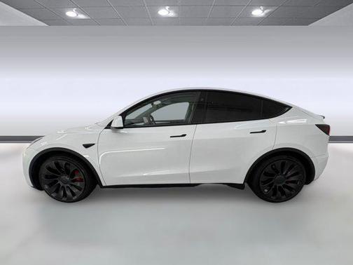 2024 Tesla Model Y Performance Dual Motor All-Wheel Drive