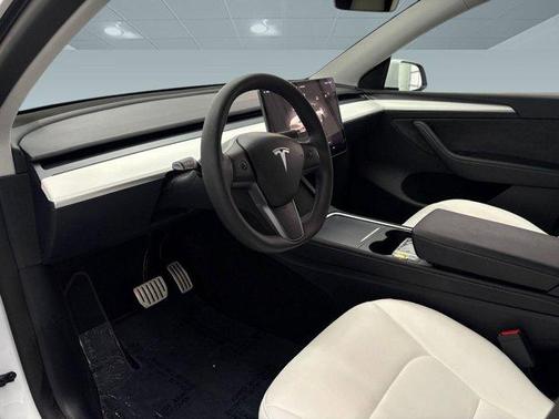 2024 Tesla Model Y Performance Dual Motor All-Wheel Drive