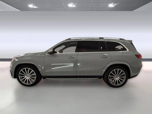 MANUFAKTUR Alpine Grey 2026 Mercedes-Benz GLS 580 4MATIC
