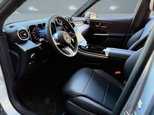 2026 Mercedes-Benz GLC 300 Base