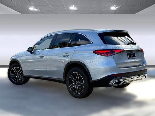 2026 Mercedes-Benz GLC 300 Base