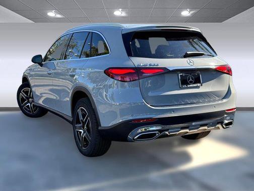 2026 Mercedes-Benz GLC 300 Base