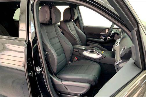 2025 Mercedes-Benz GLS 580 4MATIC