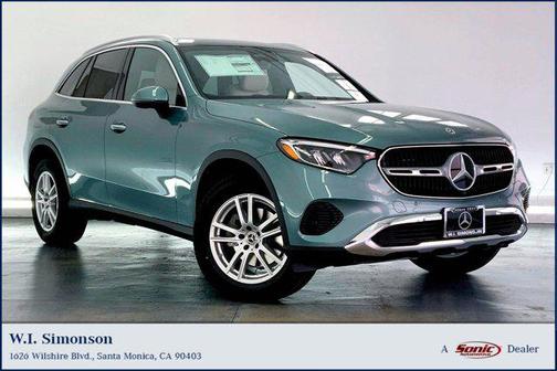 2025 Mercedes-Benz GLC 300 Base