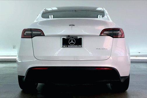 2023 Tesla Model Y Long Range Dual Motor All-Wheel Drive