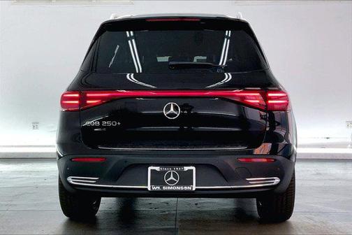 2025 Mercedes-Benz EQB 250 Base