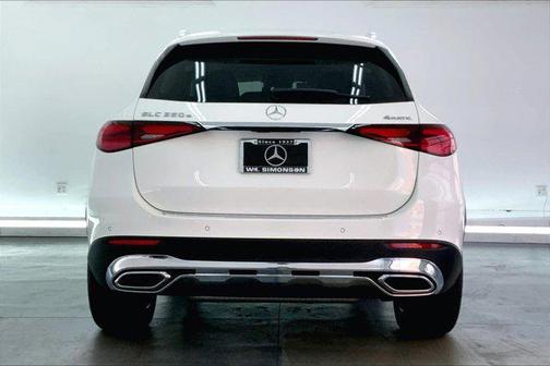 2025 Mercedes-Benz GLC 350e Base
