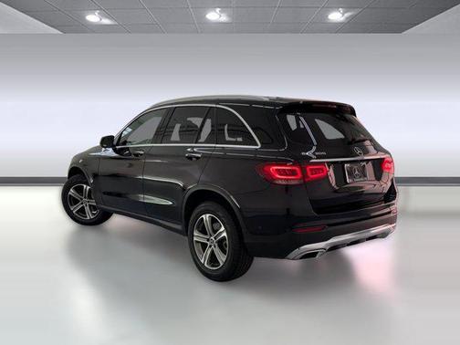 Black 2022 Mercedes-Benz GLC 300 Base