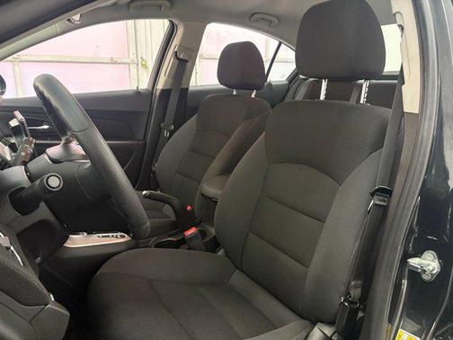 2015 Chevrolet Cruze 1LT