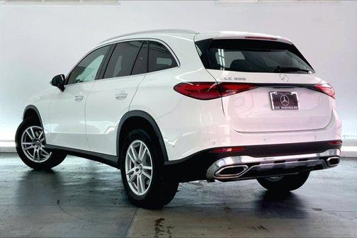 2025 Mercedes-Benz GLC 300 Base