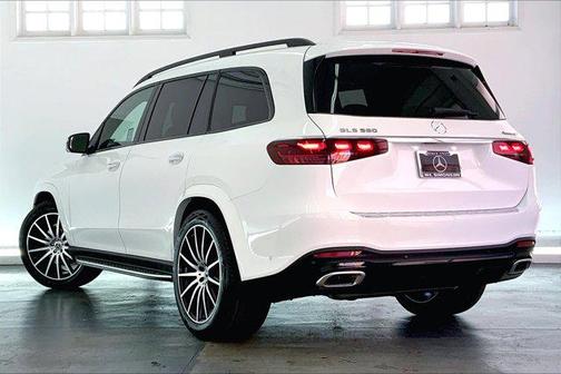 2025 Mercedes-Benz GLS 580 4MATIC