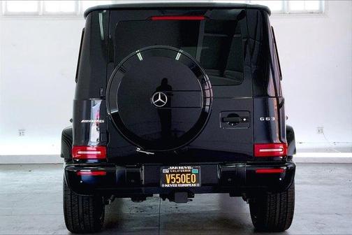 Photo 3 of 34 of 2020 Mercedes-Benz AMG G 63 Base