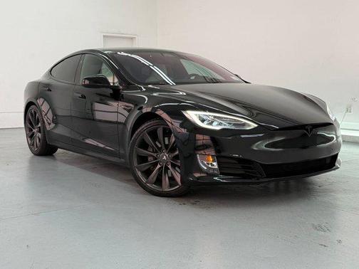 Black 2018 Tesla Model S 75D