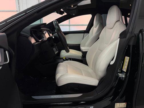 Black 2018 Tesla Model S 75D