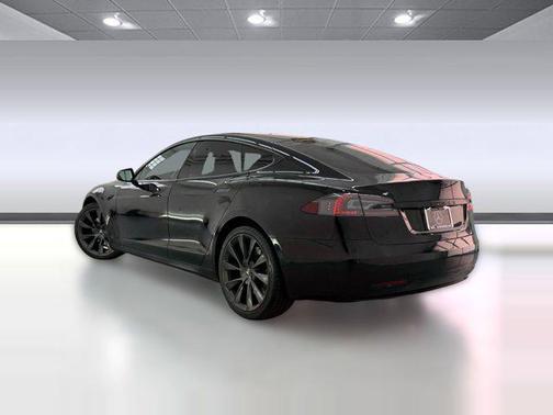 2018 Tesla Model S 75D